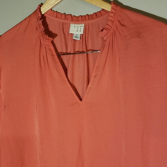 a n.d e a w y top blouse - Picture 2 of 8